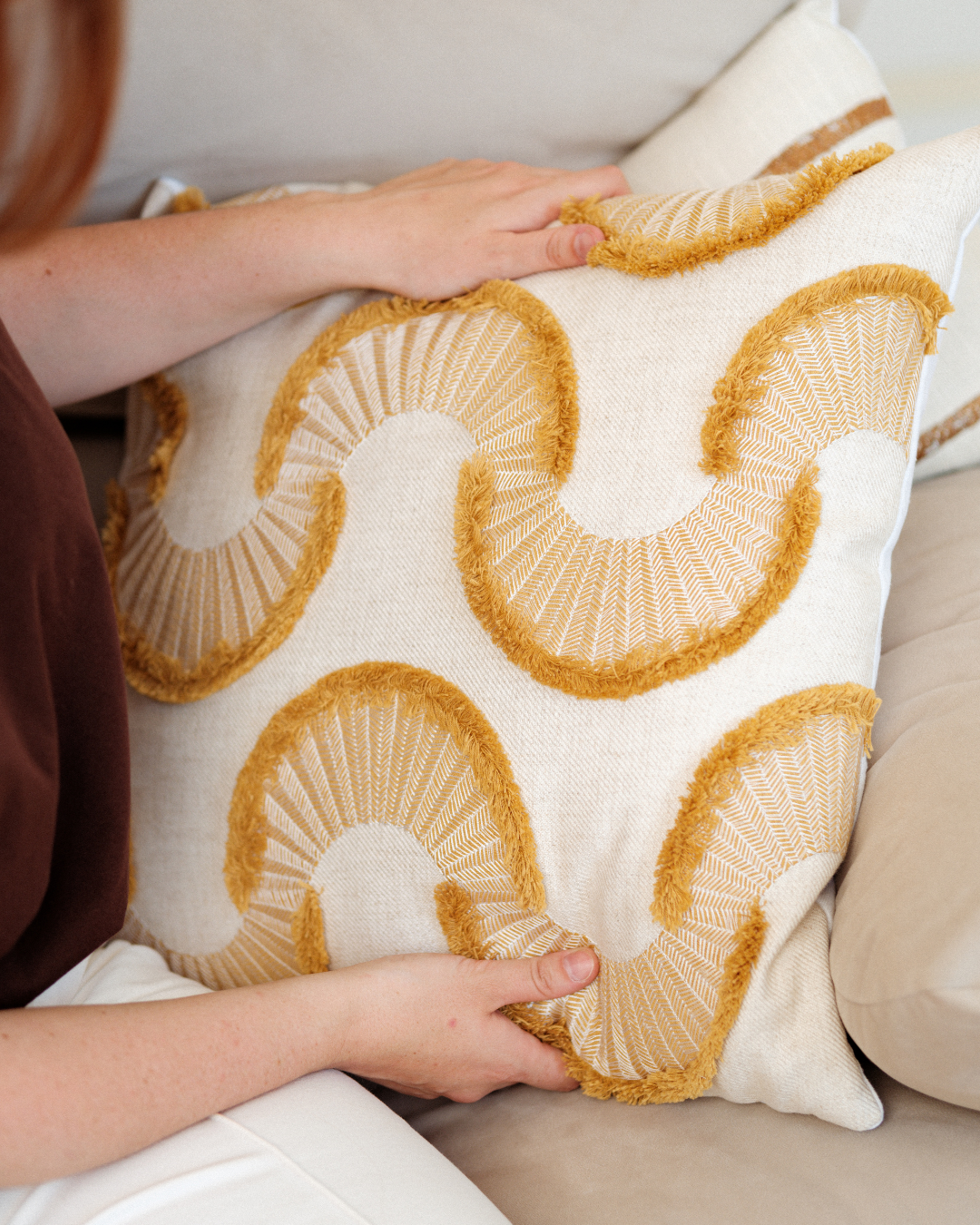 Handgemaakt sierkussen - Gitane Karin Sajo - Goud - 50x50 cm