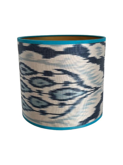 Handgemaakte Lampenkap - Ikat blauw Ø 20 cm